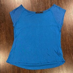 The Limited Vibrant Blue Short Sleeve Top